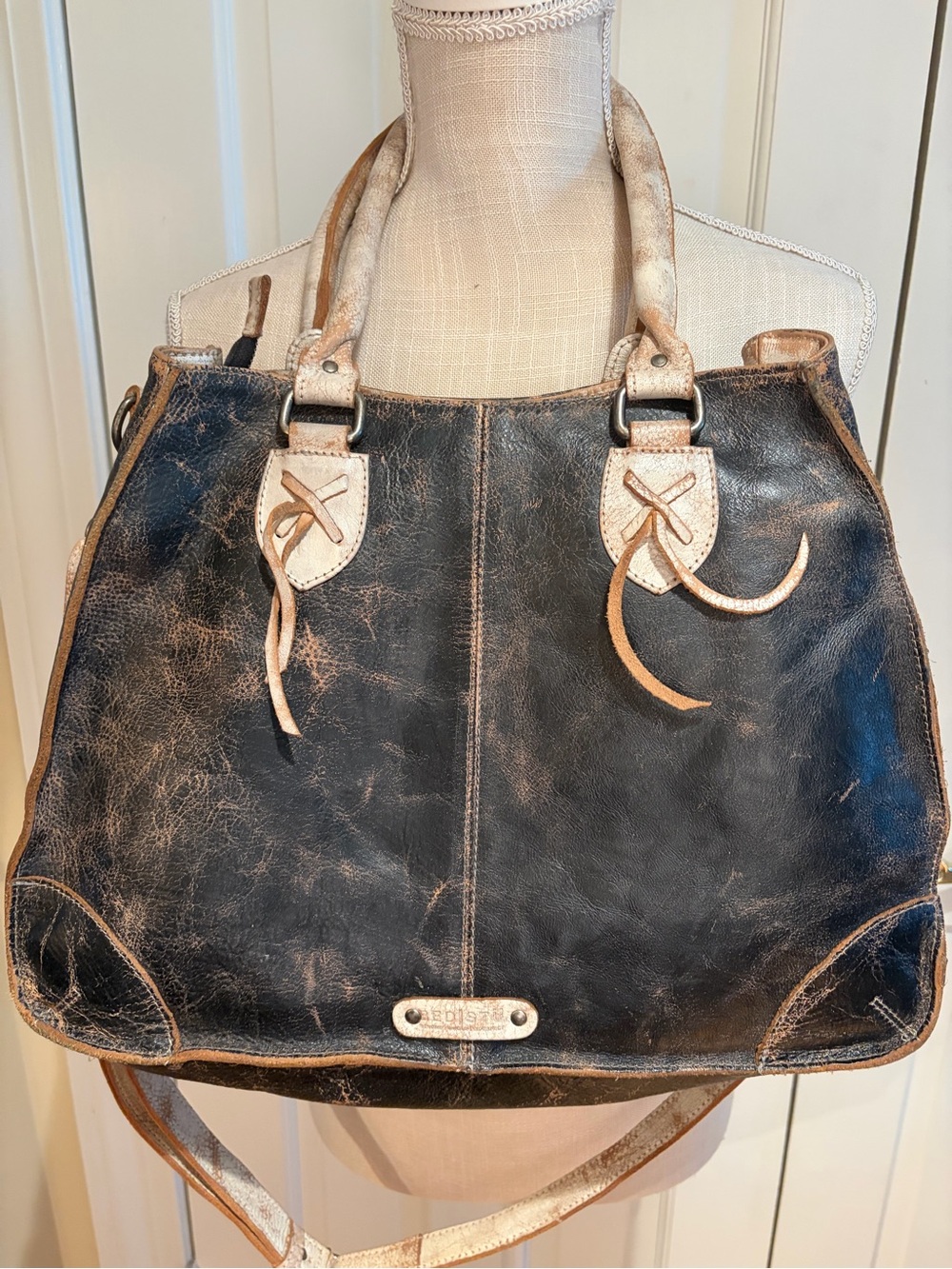 Bed Stu Vintage-Style Distressed Black Leather bag. NWOT - Picture 5 of 11
